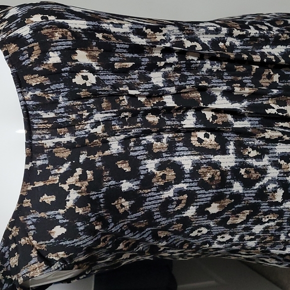 Glamor dress - Picture 2 of 5